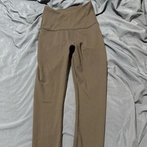 Lululemon Wunder Train Cross-Waist Tights 25” Sz 2 in black